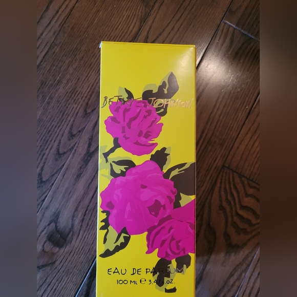 FREE WITH LARGE BUNDLE PURCHASE, 10 PLUS ITEMS, NEW NEVER OPENED. - Picture 5 of 7